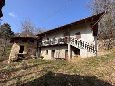 Rustico Casale in Vendita a Montemale di Cuneo Localetã  Barbos